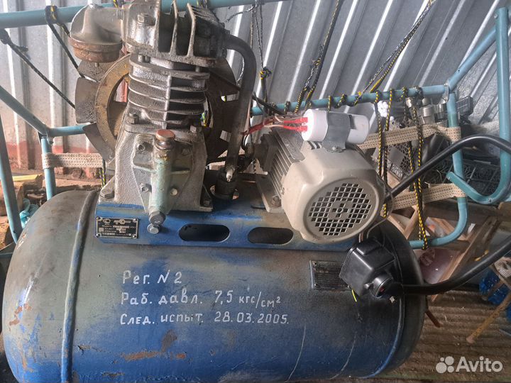 Воздушный компрессор