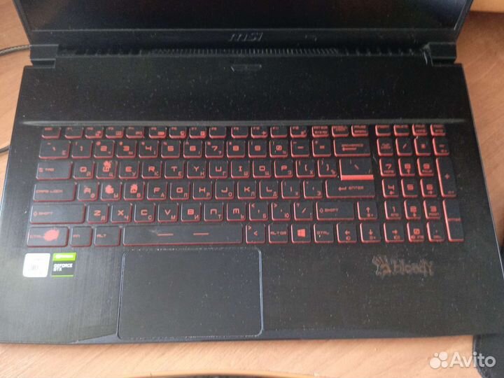 Игровой ноутбук msi 17 3