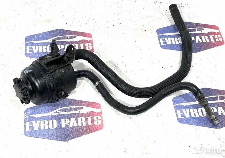 Бачок гур BMW 32411097164