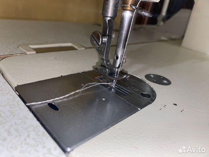 Швейная машина Zoje ZJ 8700