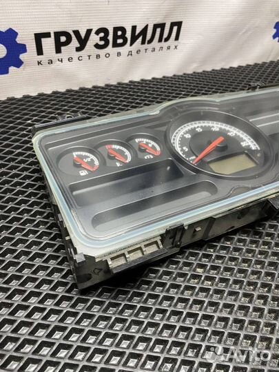 Панель приборов (щиток) Renault Premium 7421050636