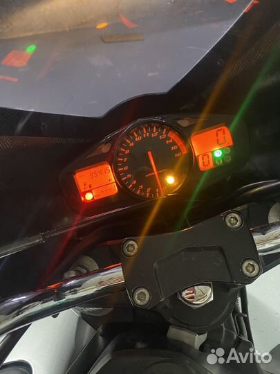 Продам Suzuki GSR 400