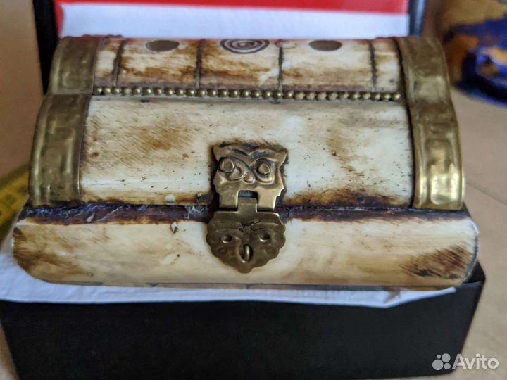 Шкатулка для украшений