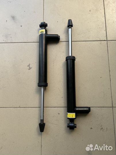 Амортизатор Mercedes Cls-Class W218 задний