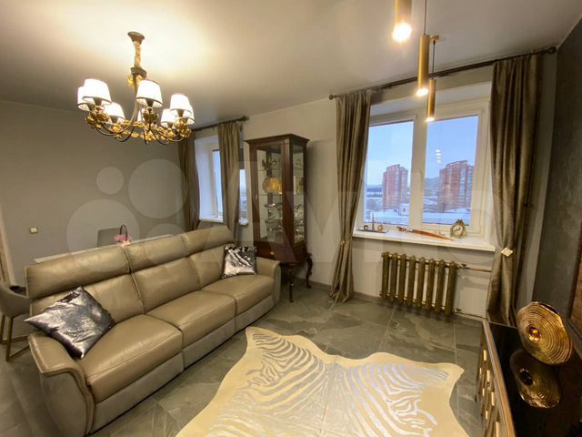 3-к. квартира, 96 м², 13/19 эт.