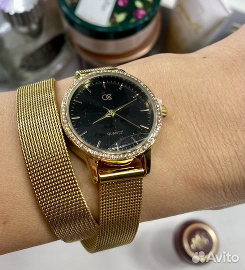 Часы кварцевые Женские Oriflame чешские кристаллы