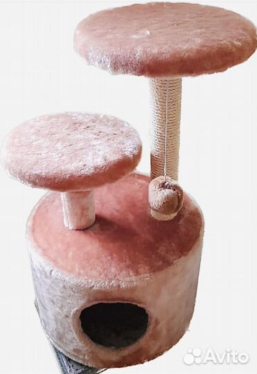 Кошачий домик с когтеточкой