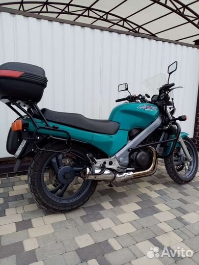 Honda NTV650