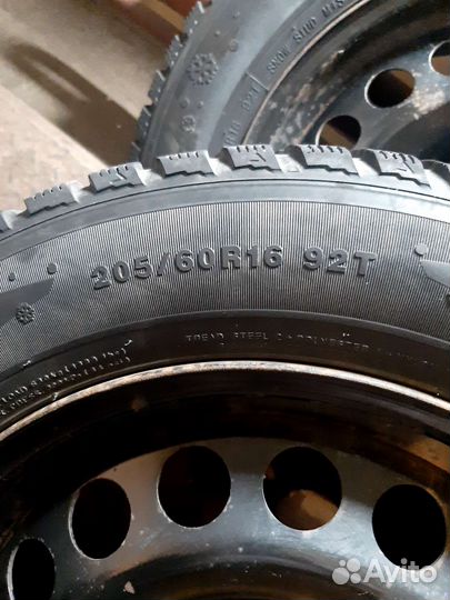 Kumho I'Zen KW15 205/60 R16