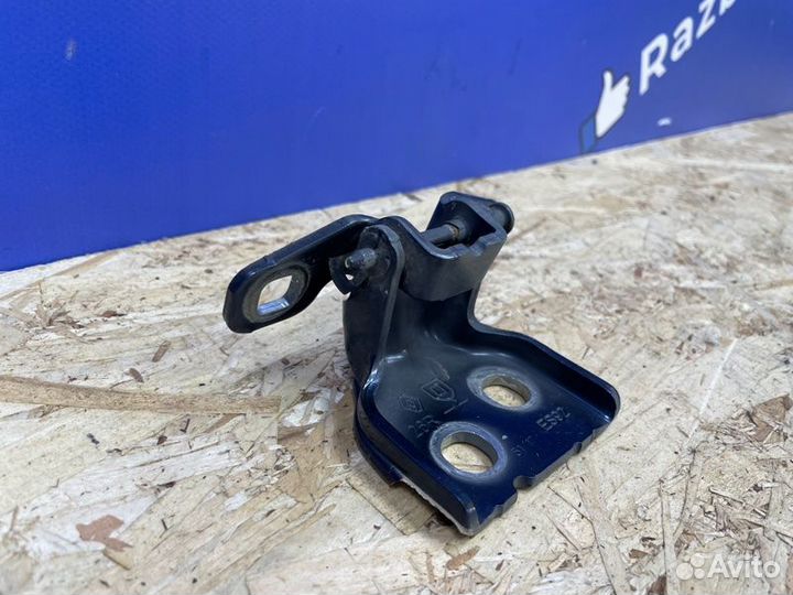 Петля двери передняя левая Renault Dokker