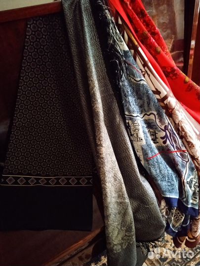 Шейные платочки, большие платки, кашне Корея