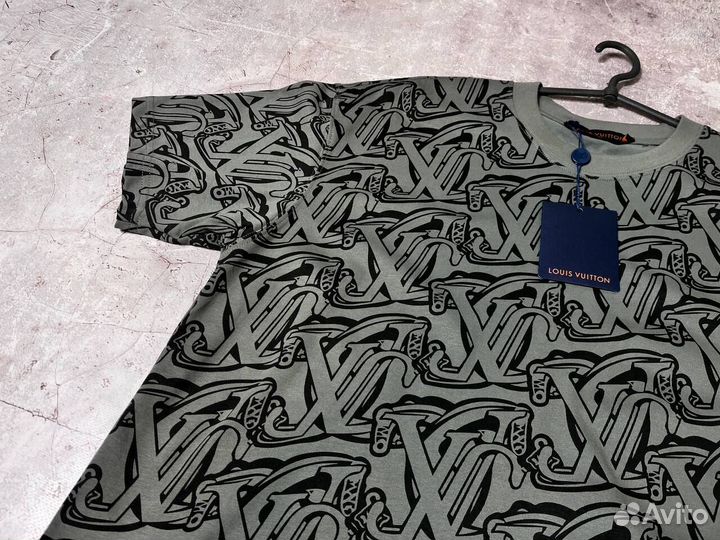 Футболки Louis Vuitton
