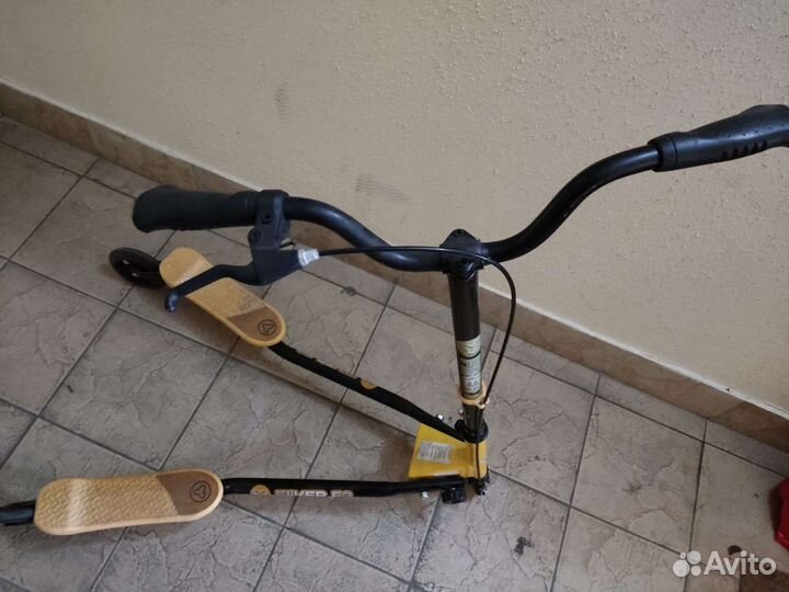 Инерционный самокат Fliker F3