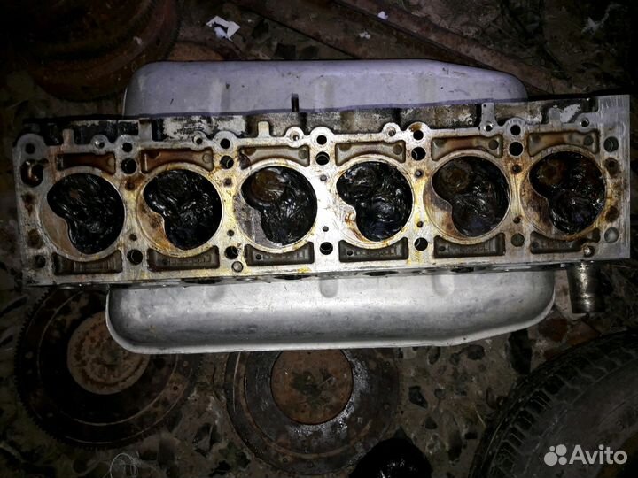 Головка блока Mercedes Benz W124, M103 1984-1993