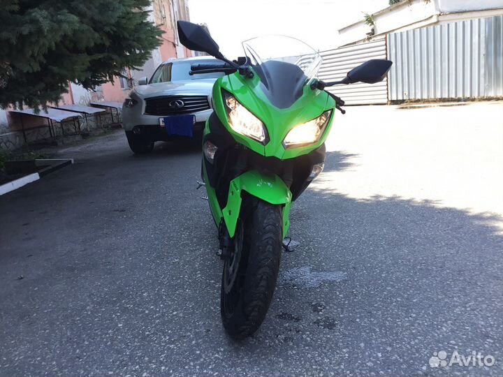 Kawasaki Ninja 300(ABS), EX 300B