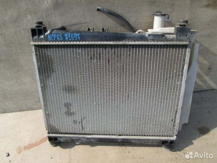 Радиатор Toyota Ist NCP65 1NZ-FE 2004/5