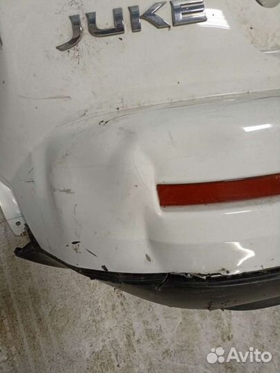 Бампер задний Ниссан жук