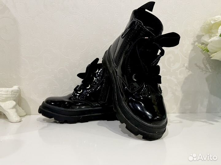 Ботинки лакированные для девочки H&М