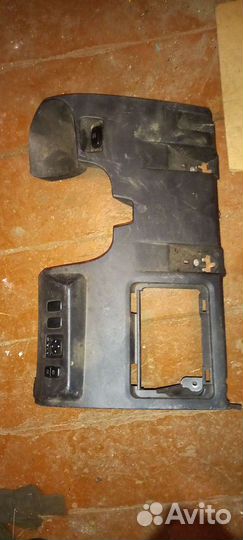 Накладка под рулем Mitsubishi Pajero/Montero IV