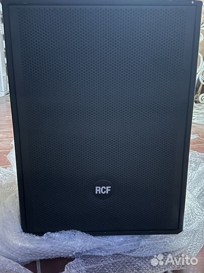 RCF 905 Активный сабвуфер