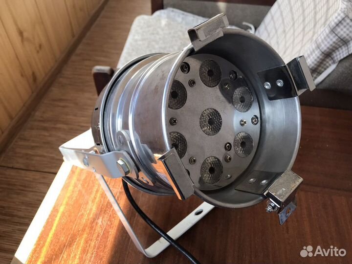 Прожектор светодиодный Chauvet LED PAR 38 TRI-C