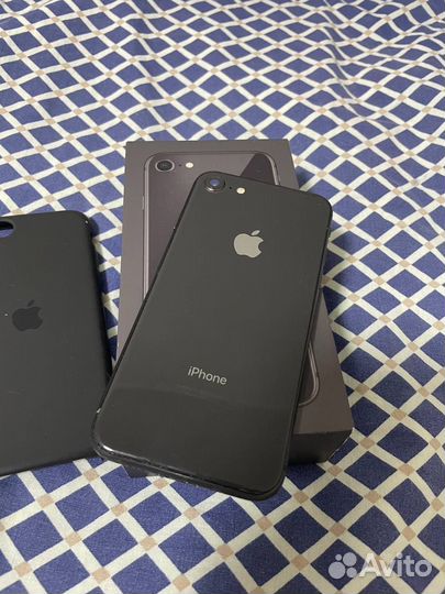 iPhone 8 Jet Black
