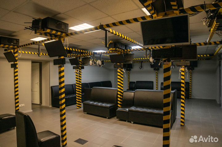 Стойки для клуба виртуальной реальности VR виар вр