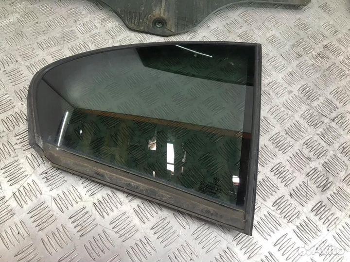 Комплект задних стекол BMW 7 E65/E66/E67 рест. E66