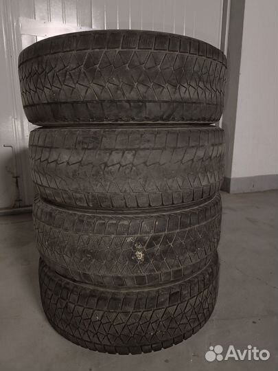 Bridgestone Blizzak DM-V2 215/65 R16
