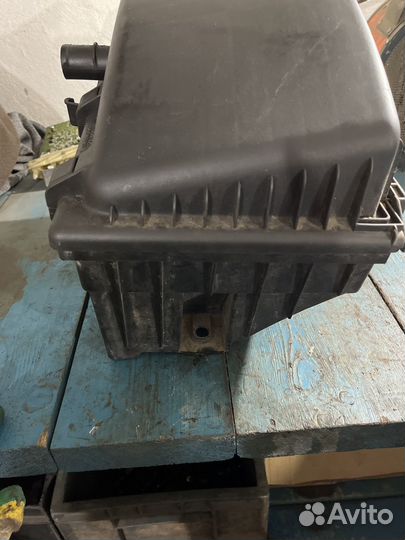 Корпус воздушного фильтра volvo s80