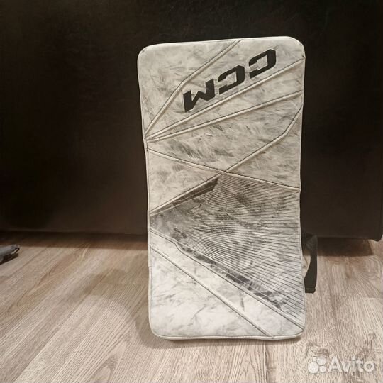 Вратарский блин CCM Axis 2.9 SR