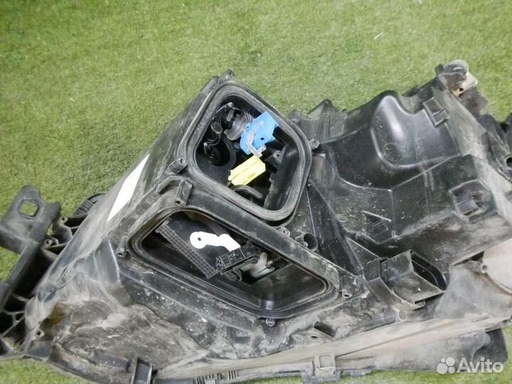 Фара правая Mercedes-Benz GLE