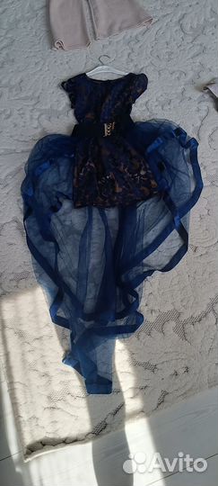 Костюм и платья для девочек