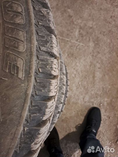 Bridgestone Ice Cruiser 7000 205/55 R16