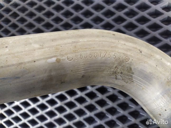 9605017558 Патрубок системы охлаждения OM471