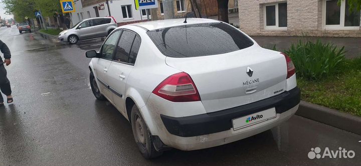 Renault Megane 1.6 МТ, 2007, битый, 199 466 км
