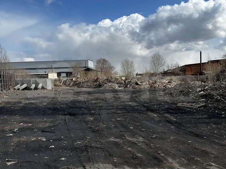 Бокс с площадкой, 70 м²