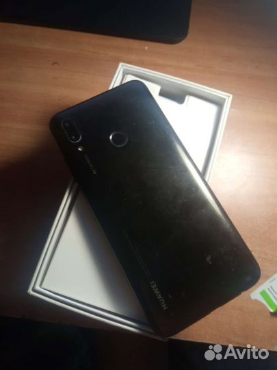 Телефон Huawei p smart 2019
