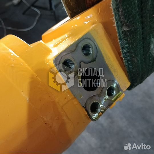 Гидроцилиндр стрелы Hyundai R250LC-9