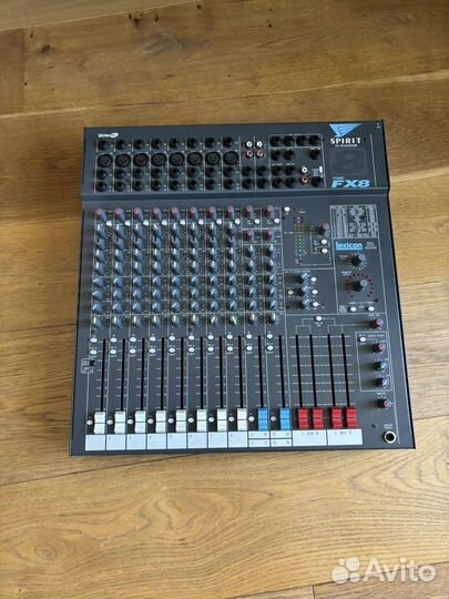 Микшерный пульт soundcraft