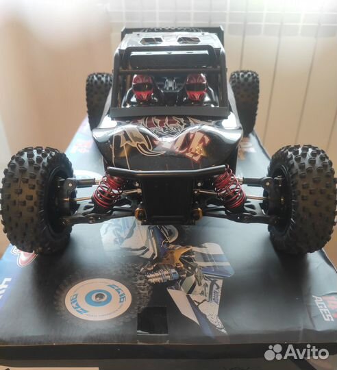 Радиоуправляемая модель WlToys 124016 V2 1:12