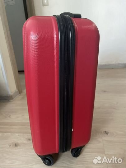 Маленький чемодан