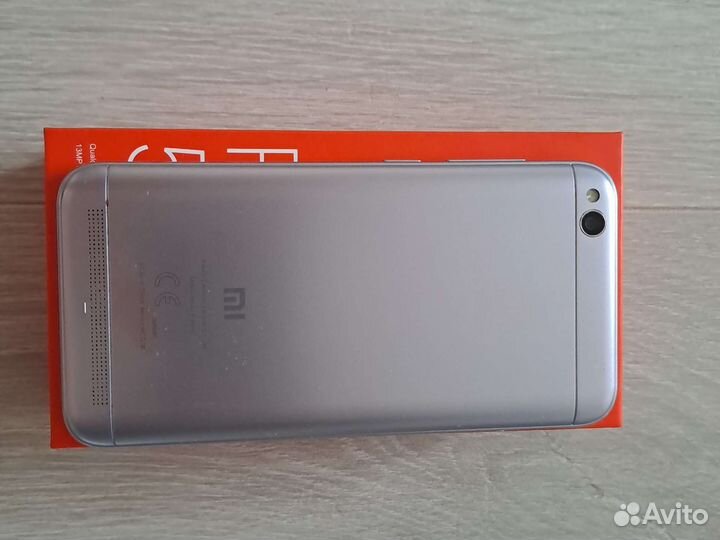 Телефон Xiaomi redmi 5а