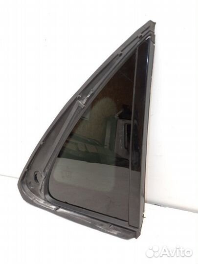 Стекло в крыло заднее правое Mercedes-Benz Maybach