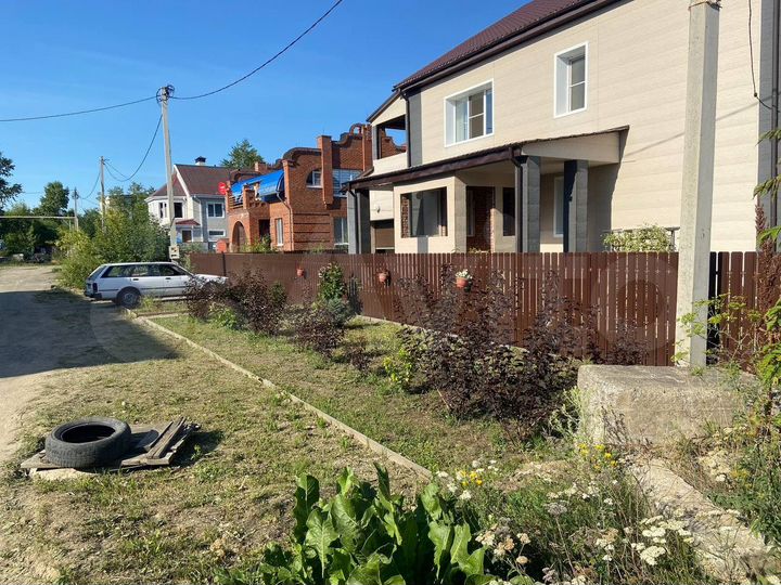 Дом 310 м² на участке 10 сот.