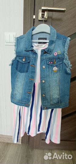 Джинсовый жилет и сарафан