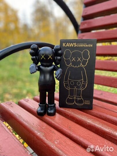 Bearbrick kaws