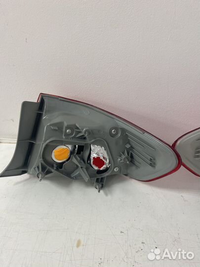 Фонарь задний toyota corolla 07-12