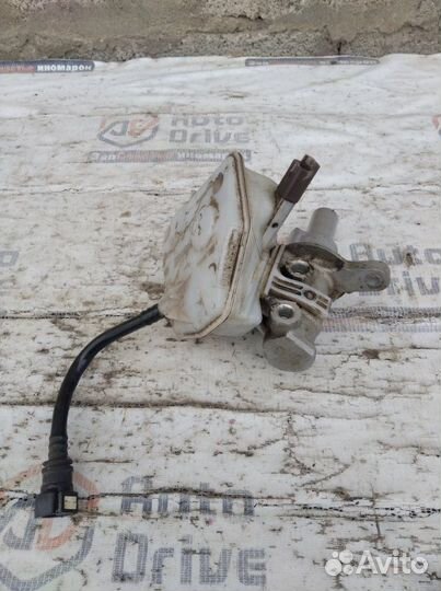 Главный тормозной цилиндр Peugeot 308 1.6 2008