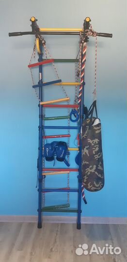 Детская спортивная стенка